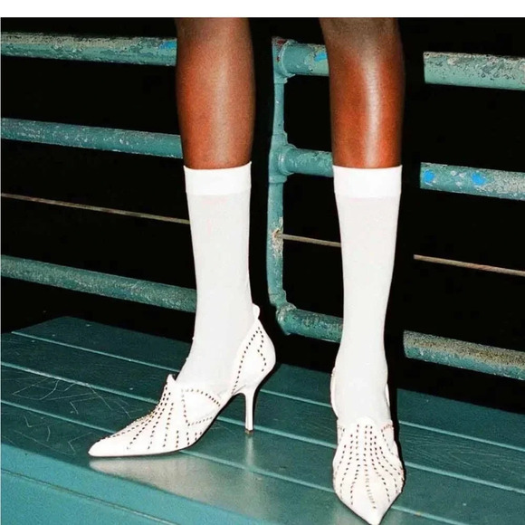 JEFFREY CAMPBELL SPANGLED Pointed Toe Stud Details Heels Pumps Size 9 - Picture 1 of 12